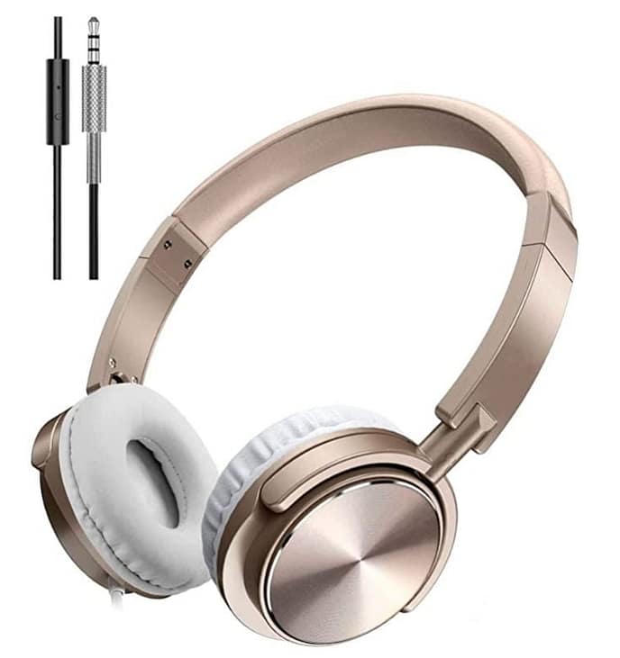 7 Best Cheap Studio Headphones to Easily Master Music