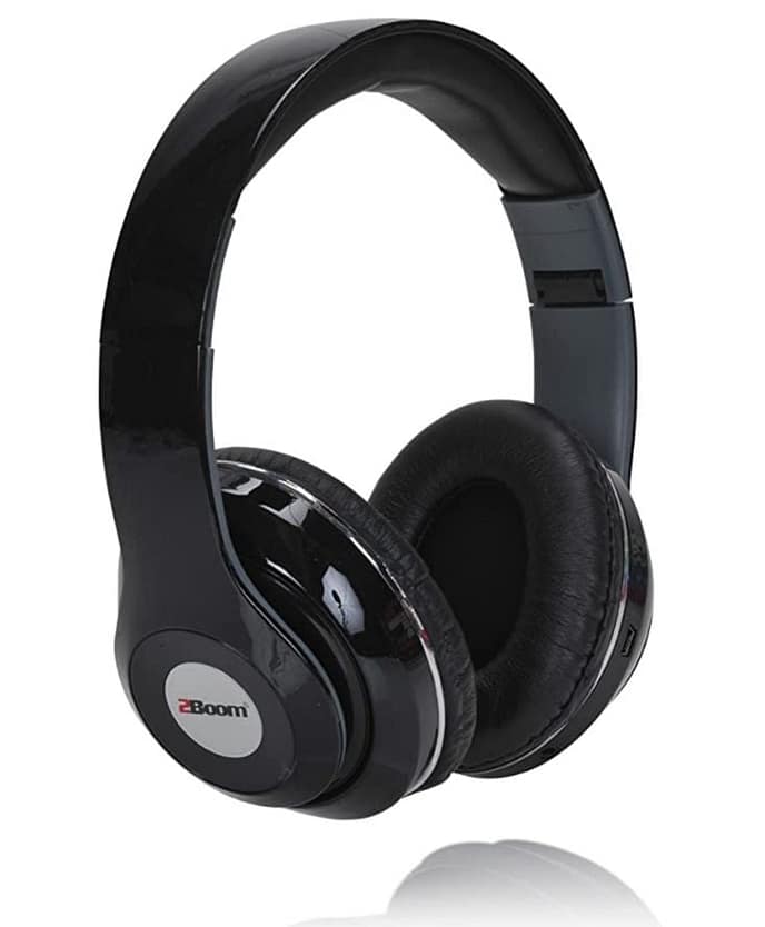 7 Best Cheap Studio Headphones to Easily Master Music